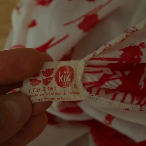 Vintage S Nightgown Slipdress Coquette Feminine Dainty Red Lace Floral 70s Glam - Picture 8 of 9